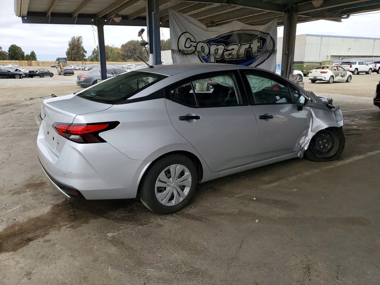 2025 NISSAN VERSA