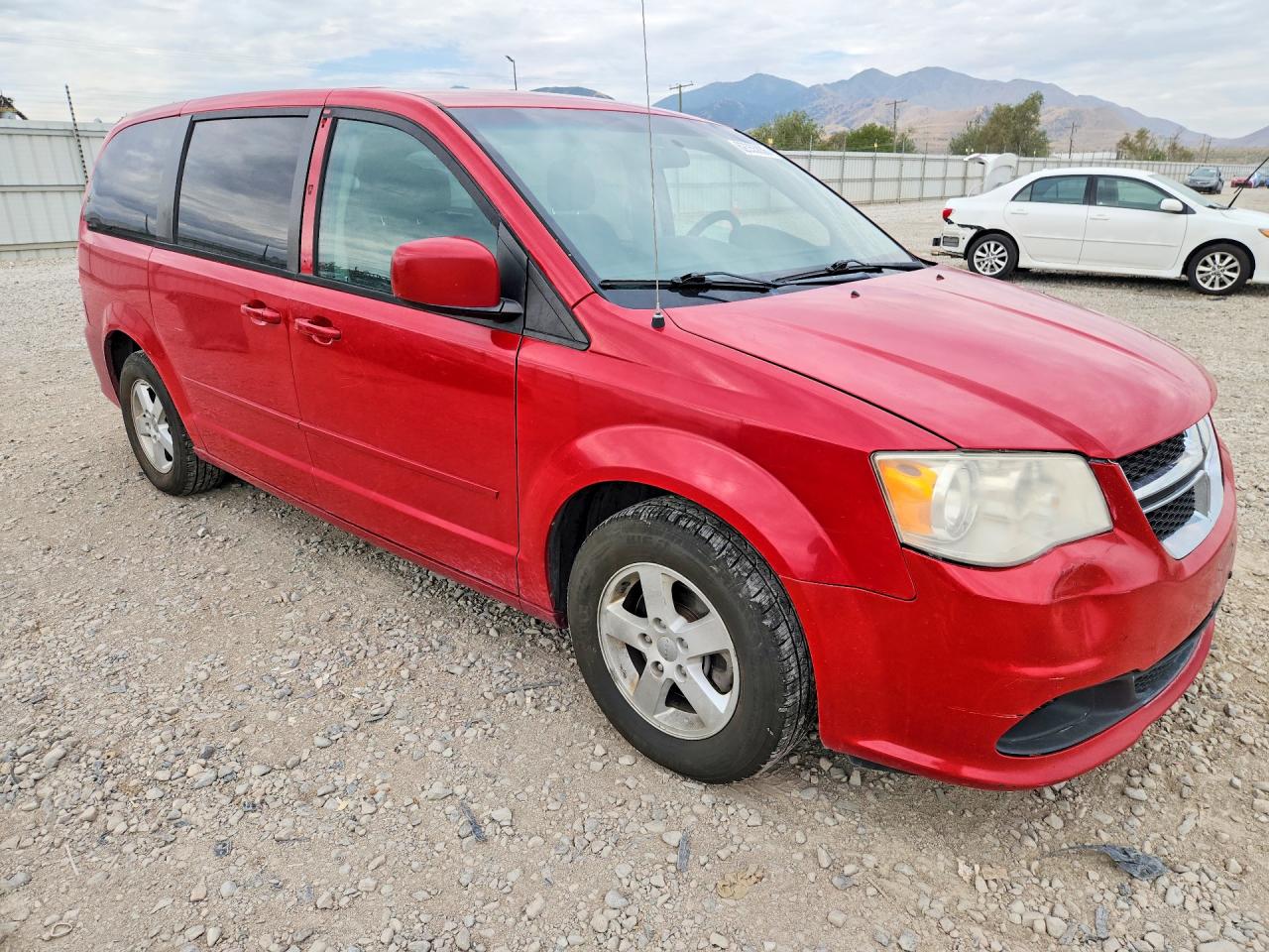 2013 DODGE CARAVAN
