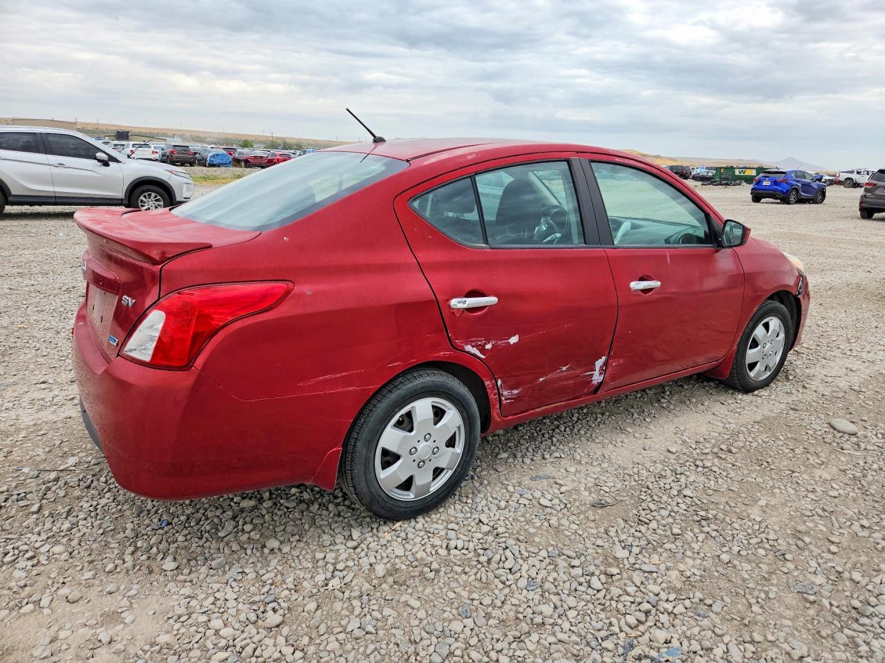 2015 NISSAN VERSA