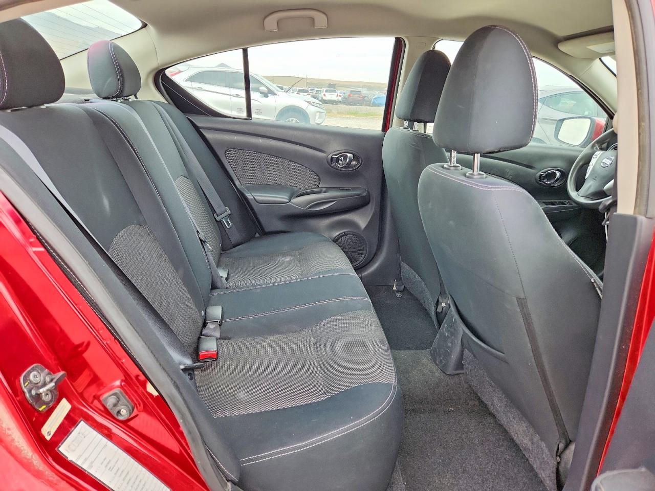 2015 NISSAN VERSA