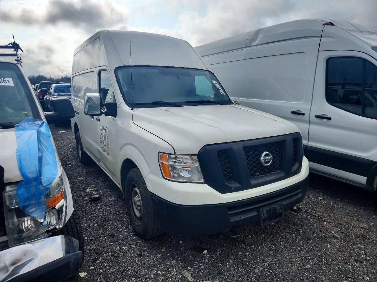 2018 NISSAN NV
