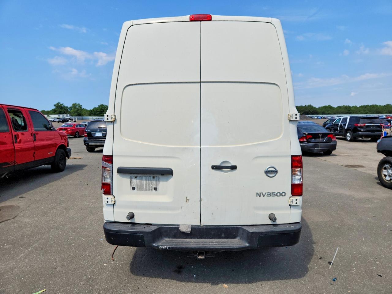 2018 NISSAN NV