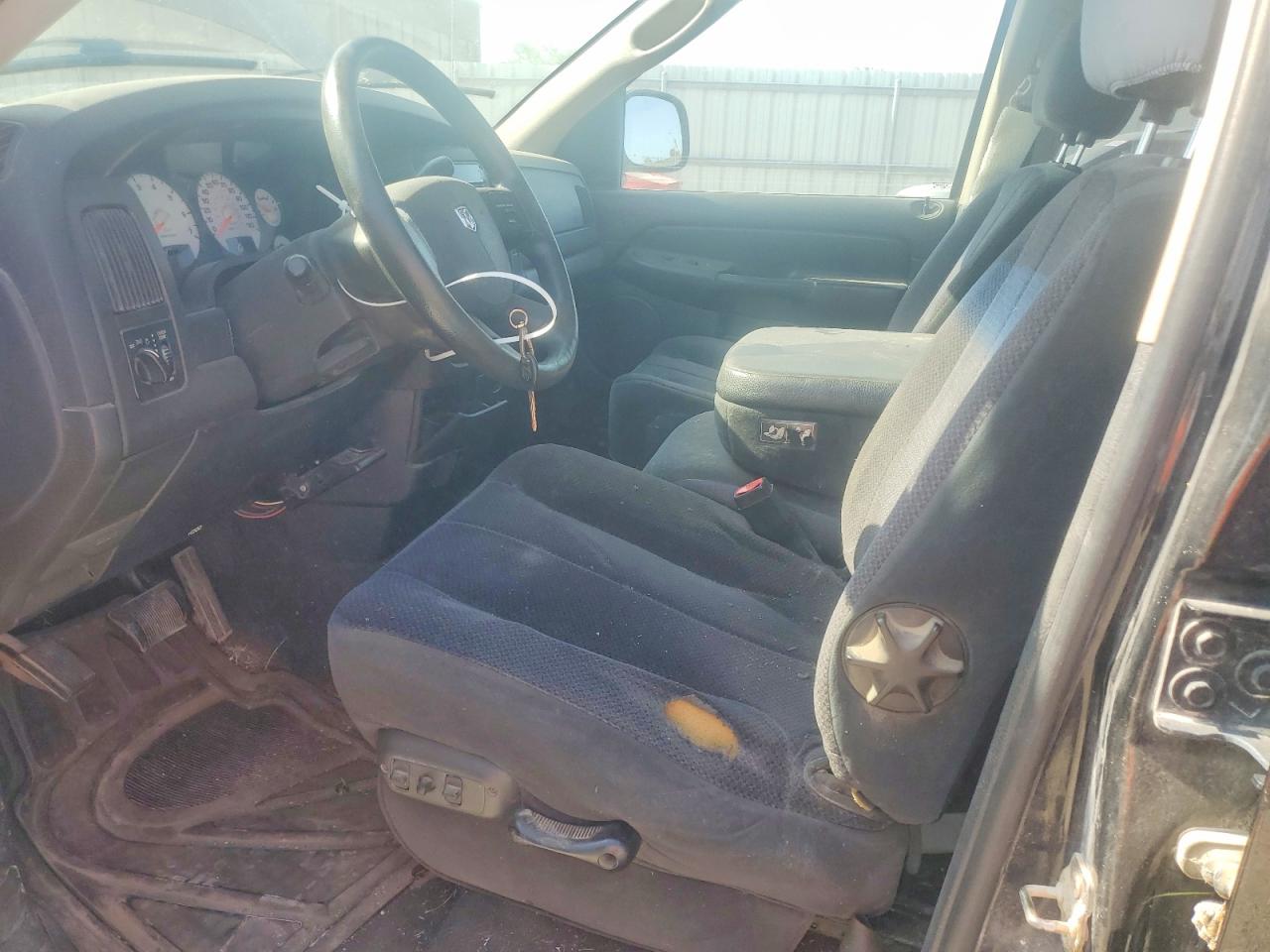 2005 DODGE RAM 1500