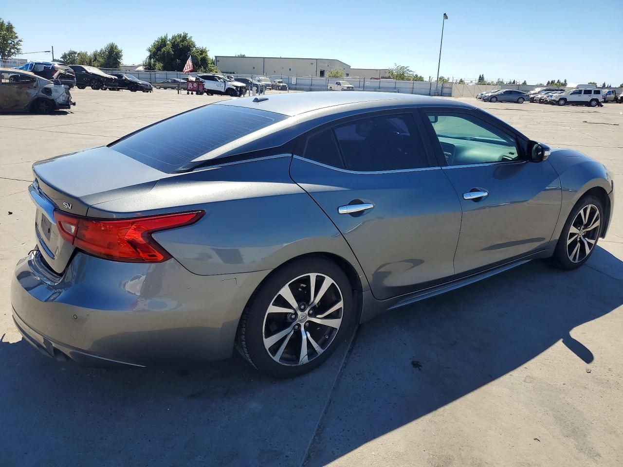 2018 NISSAN MAXIMA