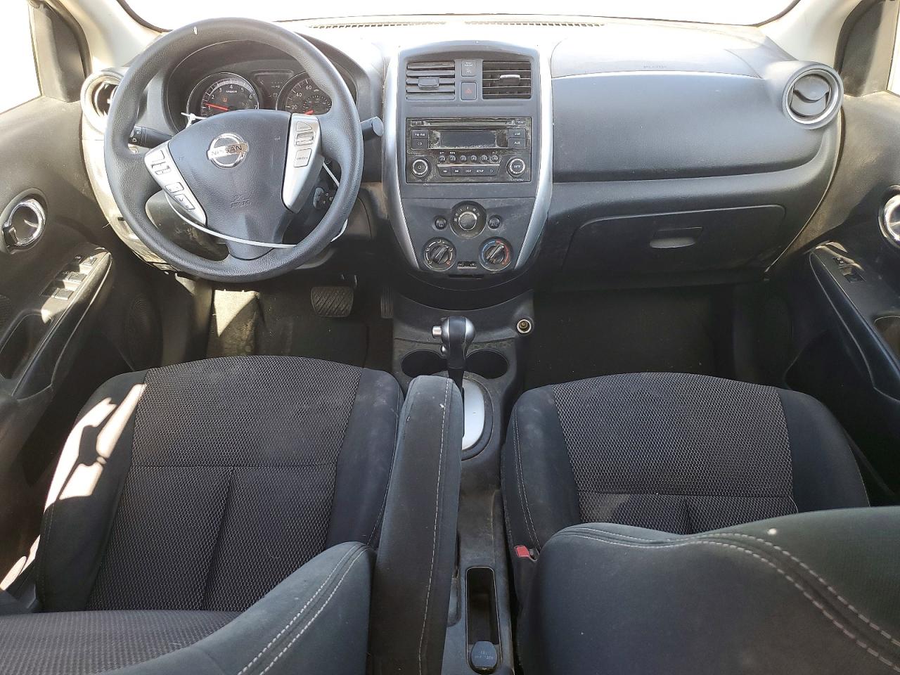 2017 NISSAN VERSA