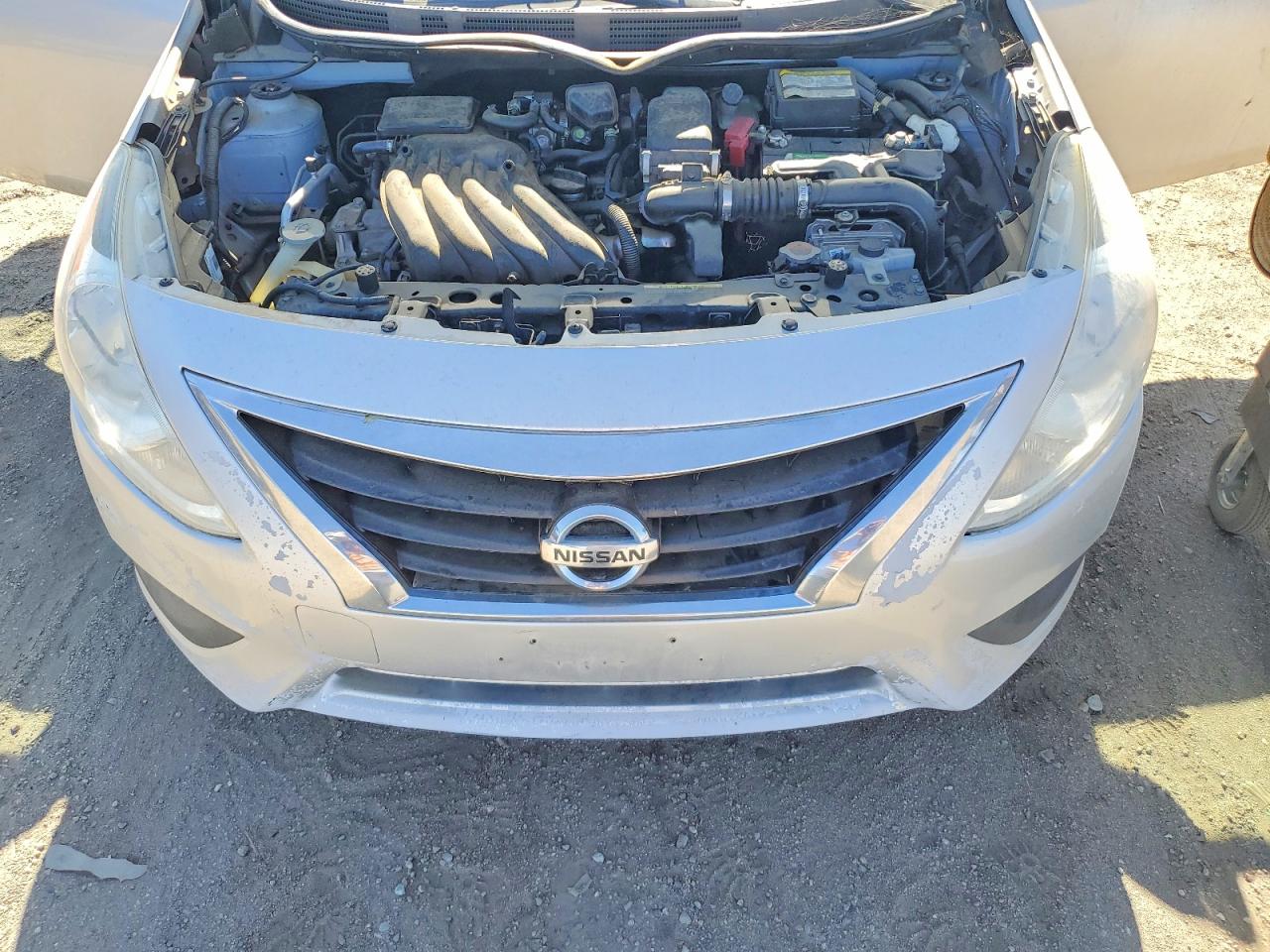 2017 NISSAN VERSA