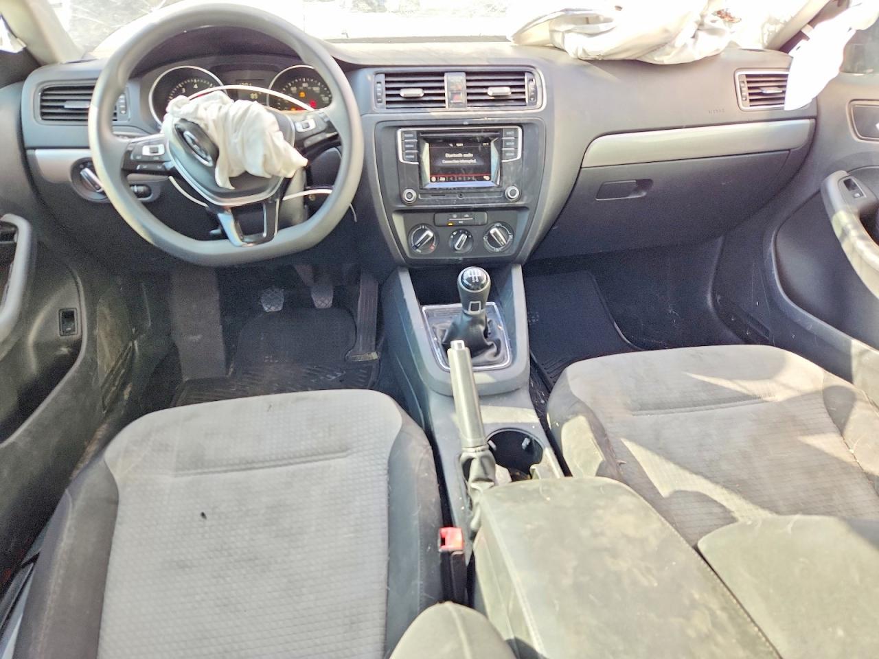 2017 VOLKSWAGEN JETTA