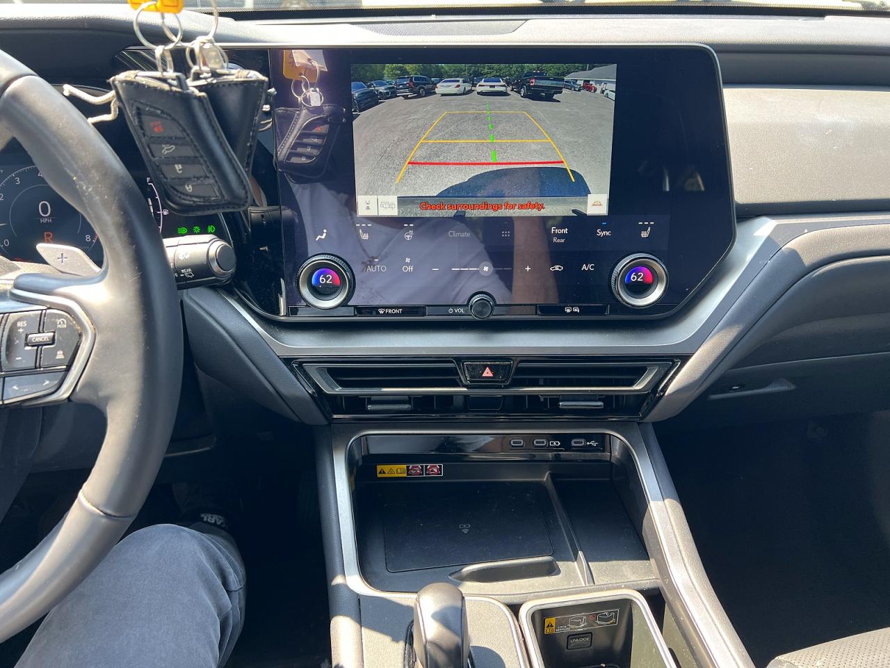 2024 LEXUS