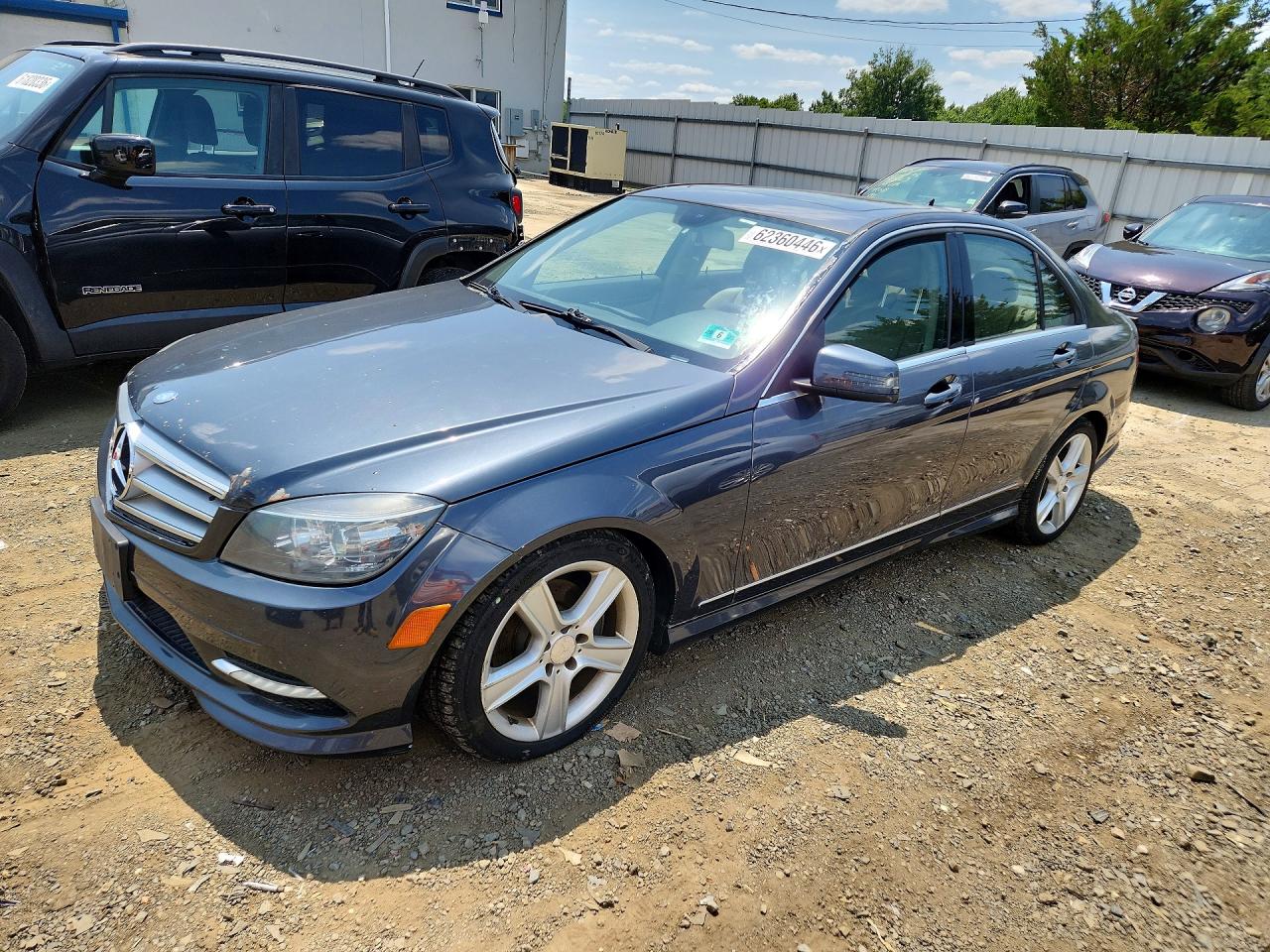 2011 MERCEDES-BENZ C-CLASS