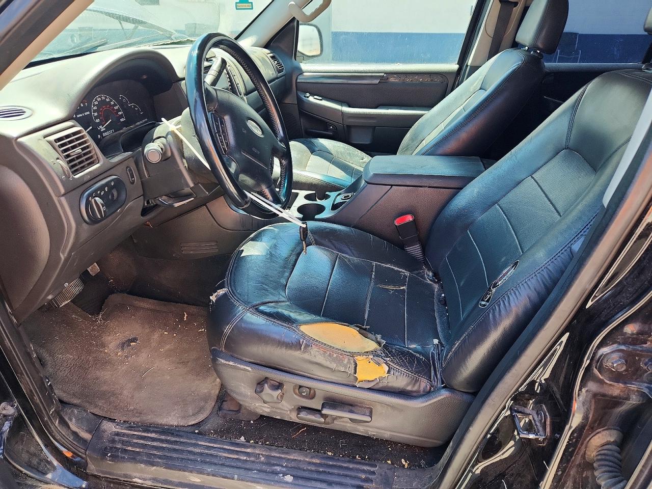 2002 FORD EXPLORER