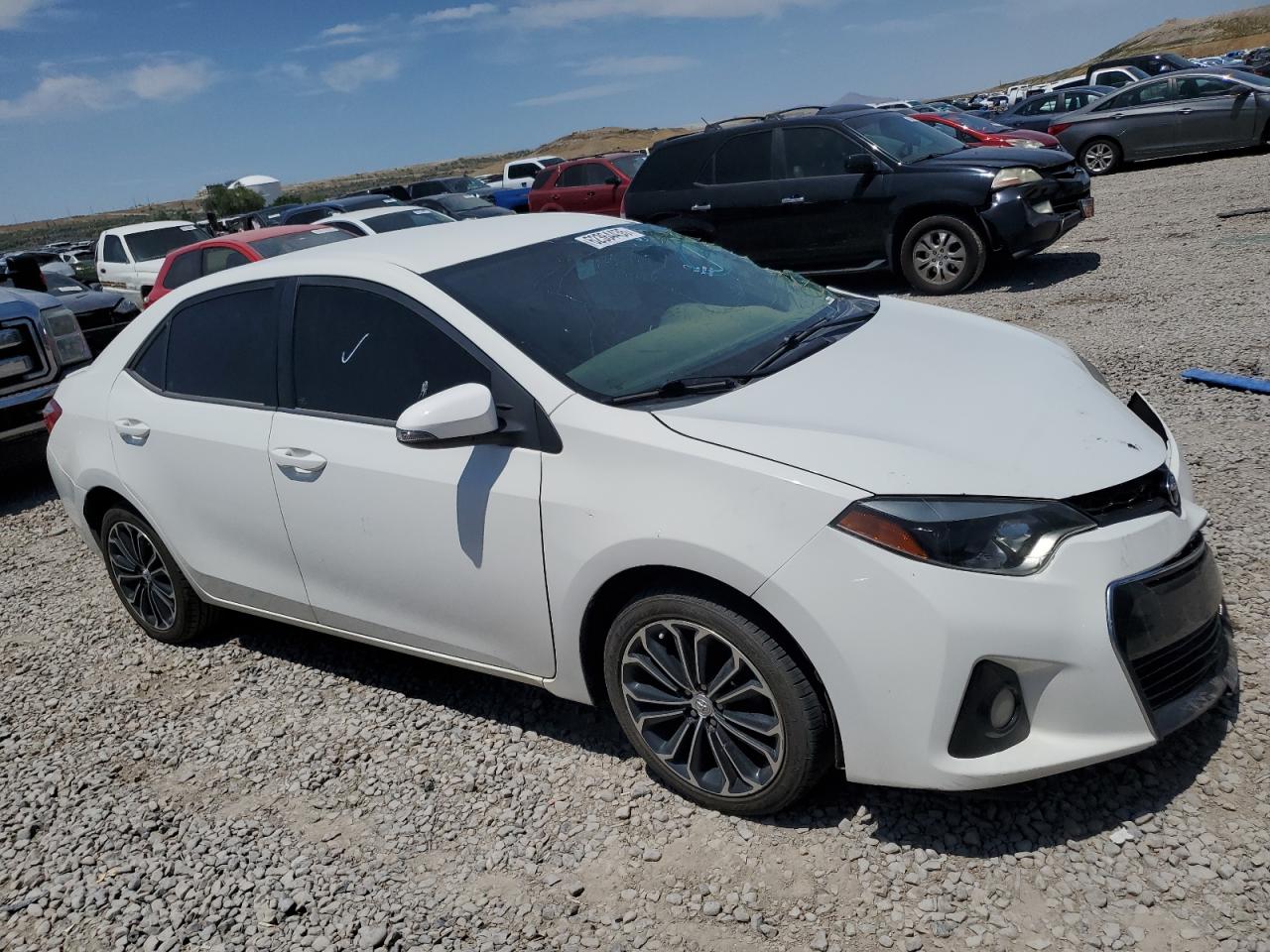 2016 TOYOTA COROLLA