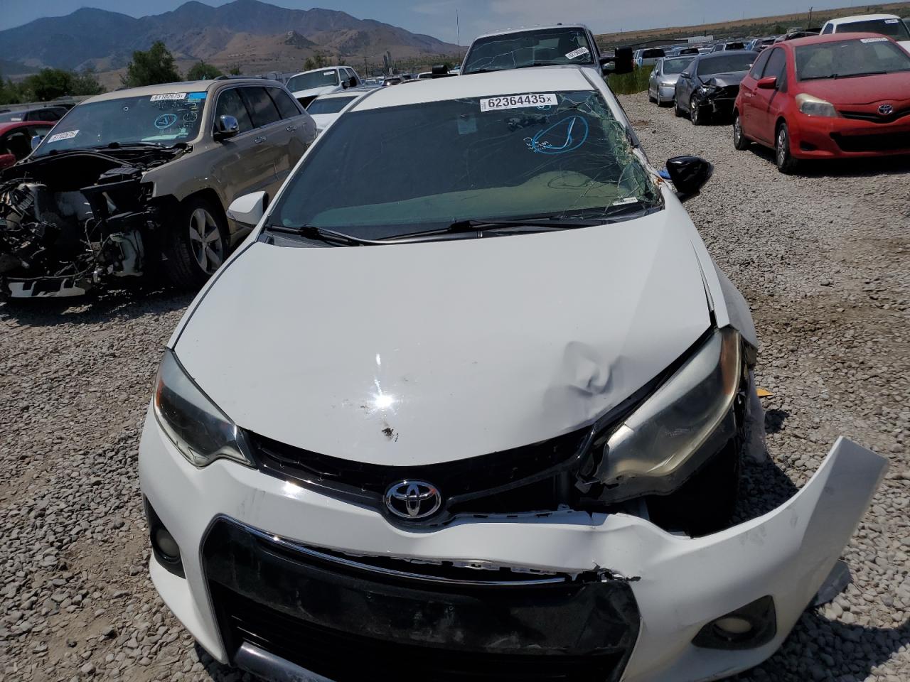 2016 TOYOTA COROLLA