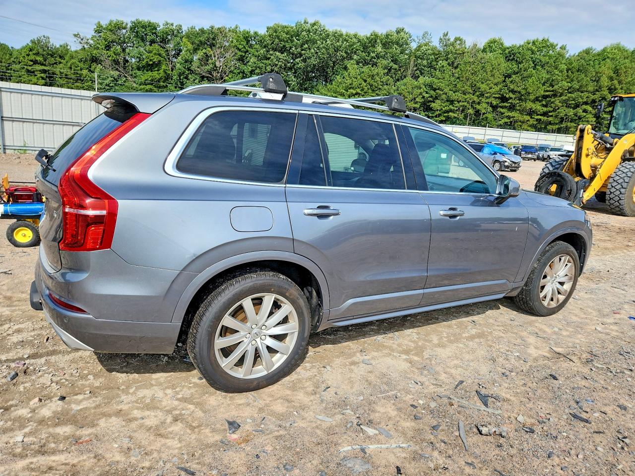 2016 VOLVO XC90