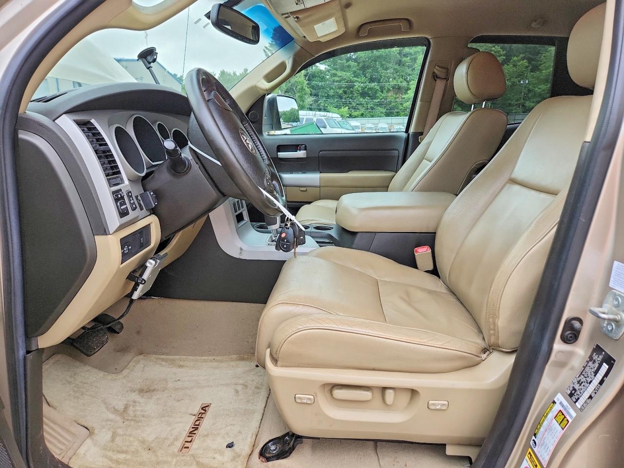 2008 TOYOTA TUNDRA