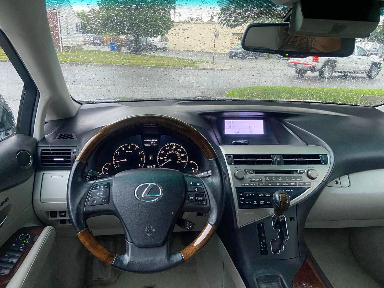 2010 LEXUS RX350