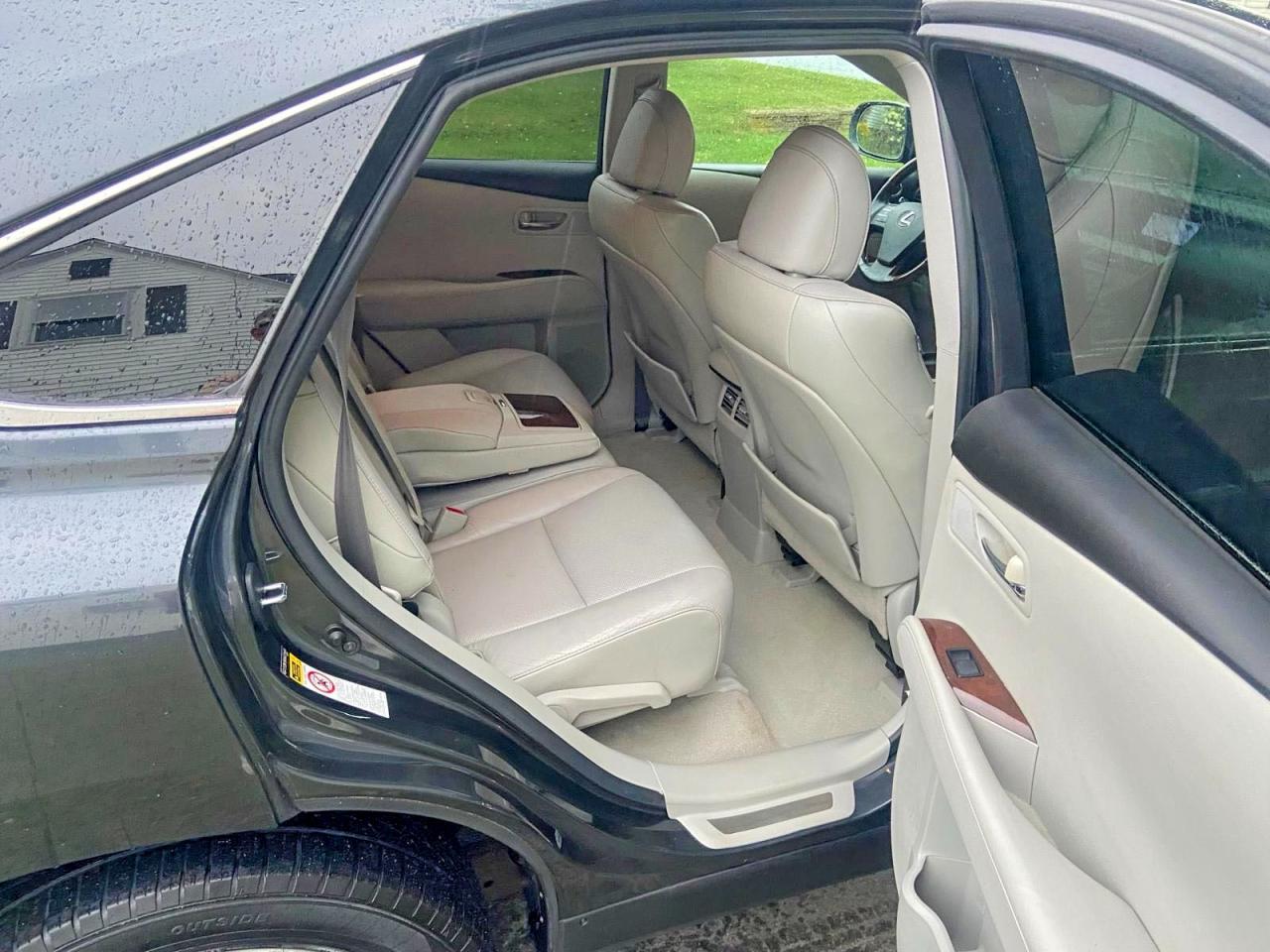 2010 LEXUS RX350
