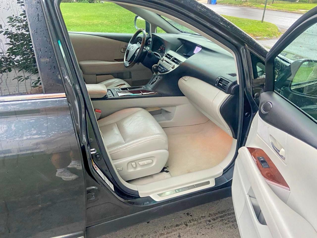 2010 LEXUS RX350