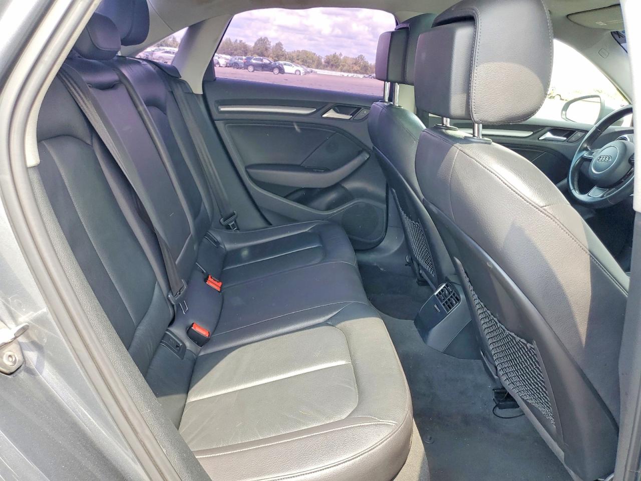 2013 AUDI A3