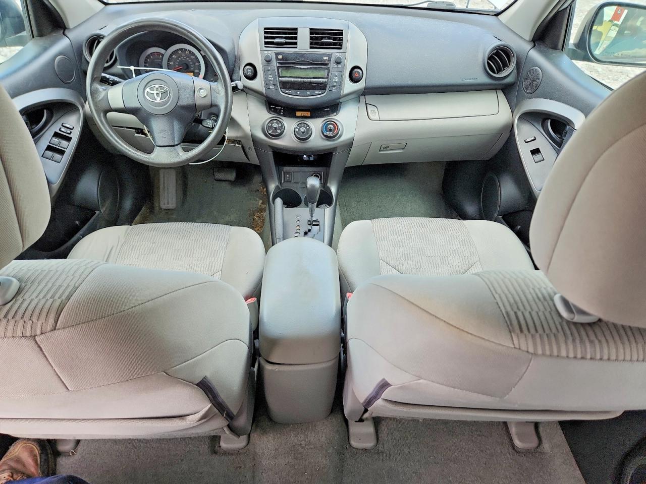 2011 TOYOTA RAV4