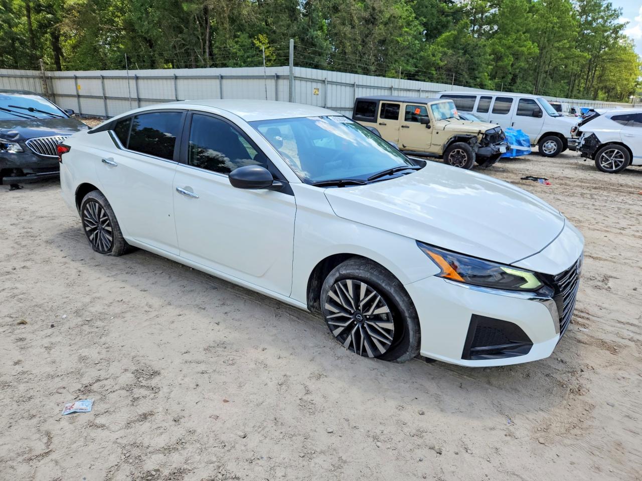 2025 NISSAN ALTIMA