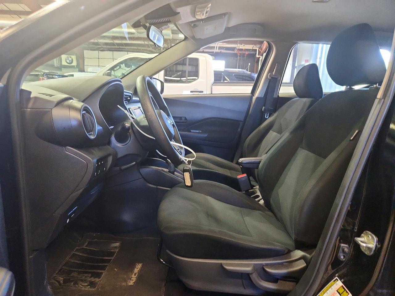 2024 NISSAN KICKS