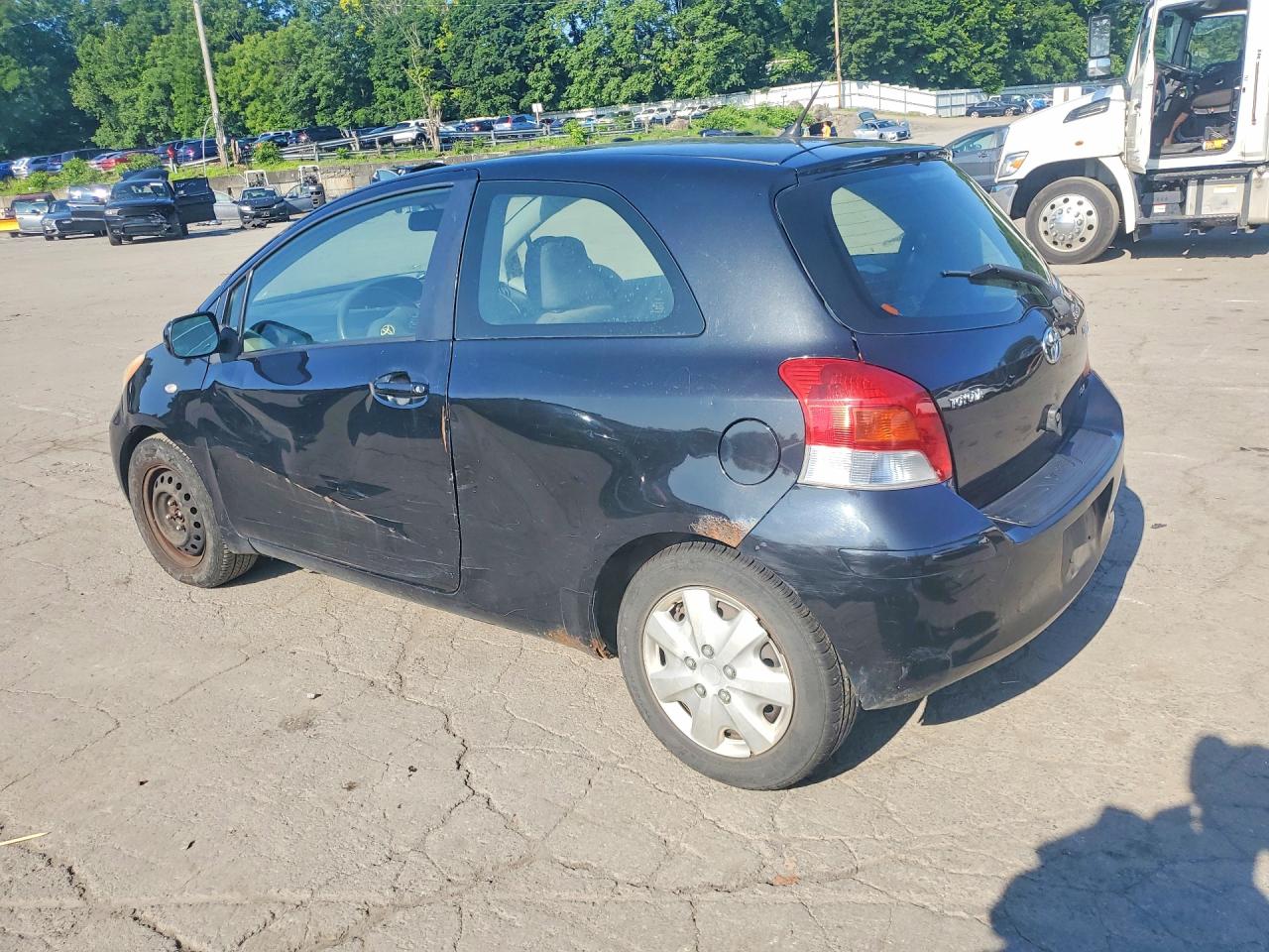 2010 TOYOTA YARIS