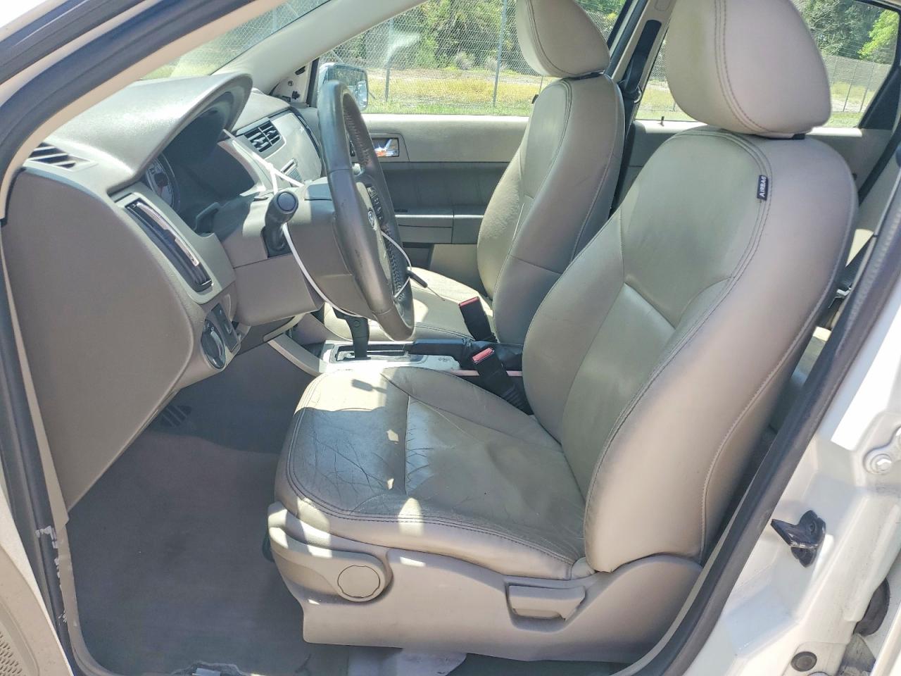 2011 FORD FOCUS