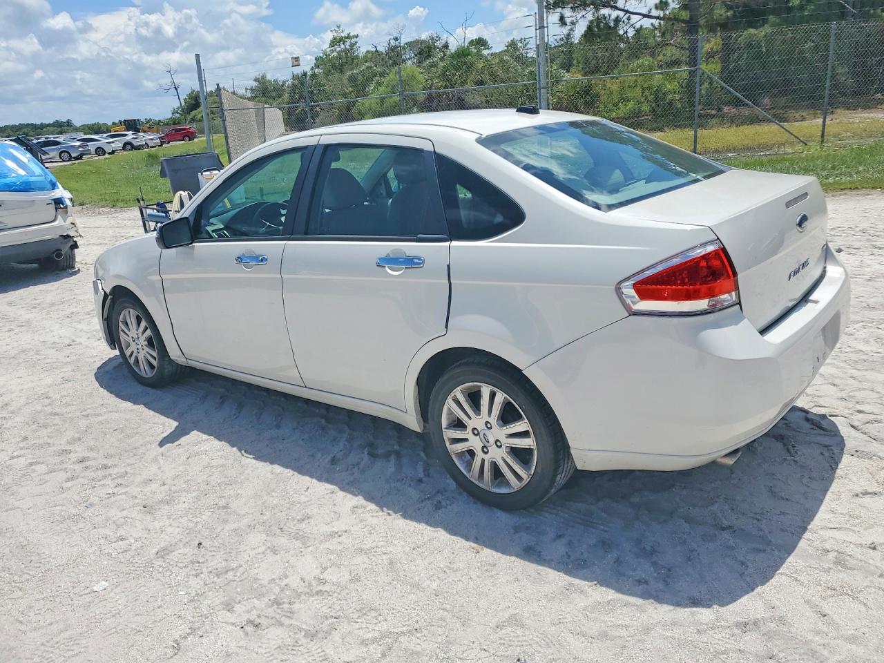 2011 FORD FOCUS