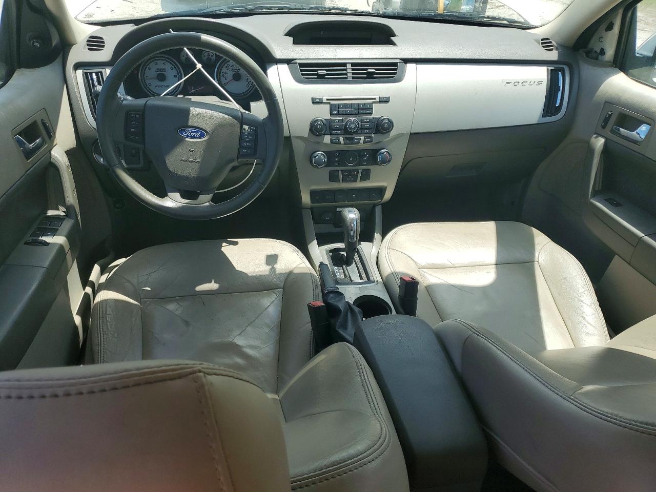 2011 FORD FOCUS