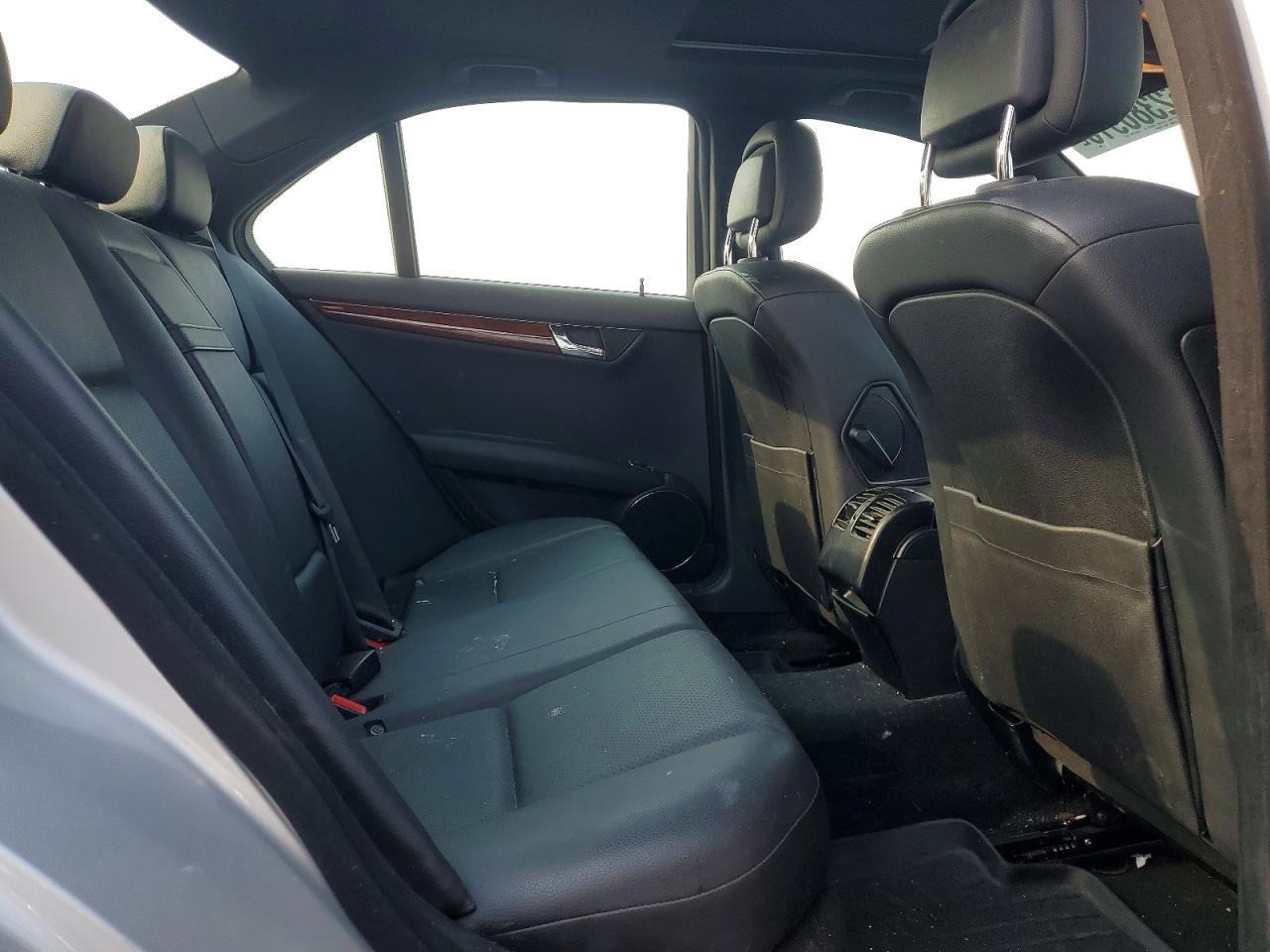 2010 MERCEDES-BENZ C-CLASS