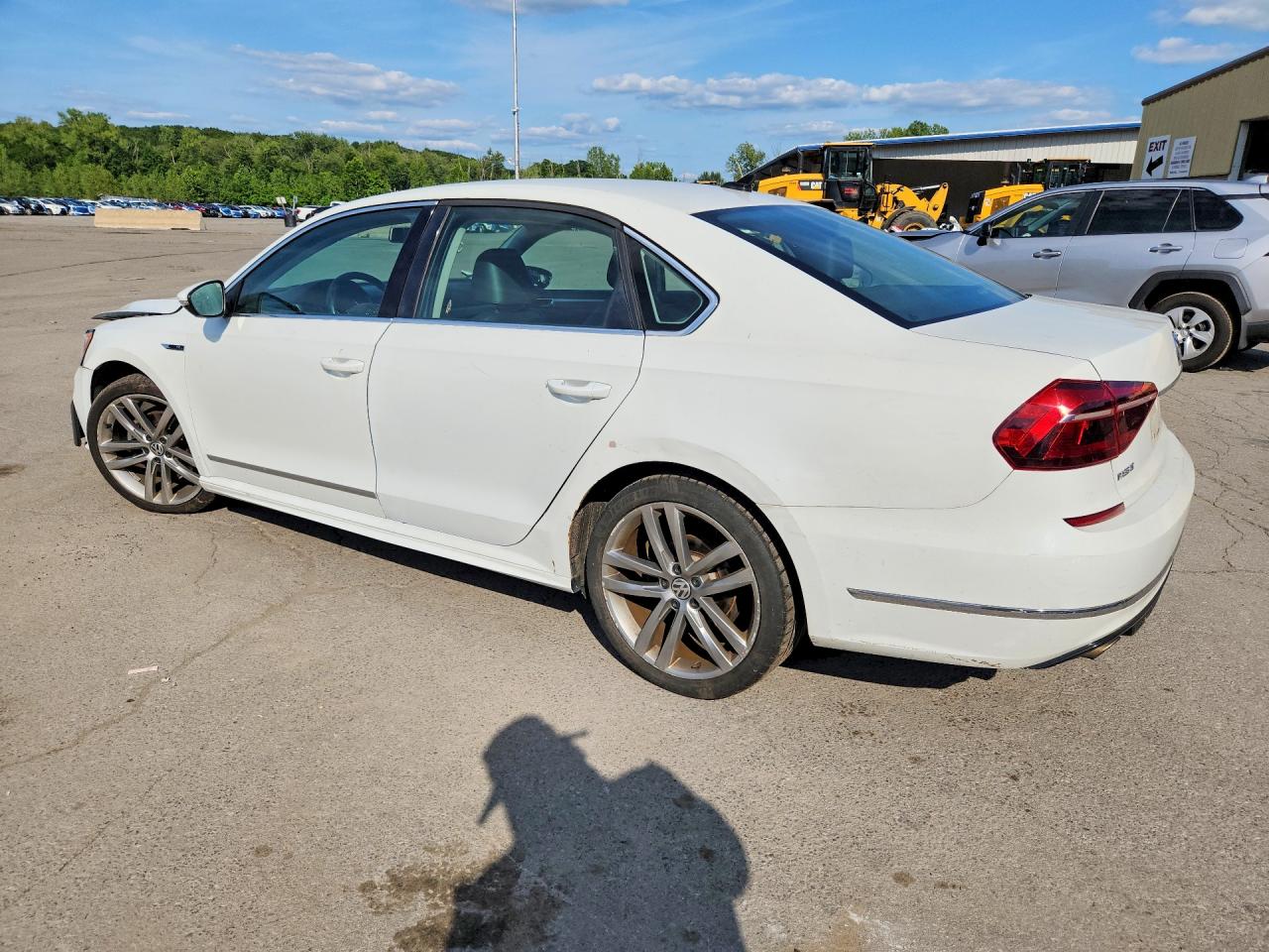 2017 VOLKSWAGEN PASSAT
