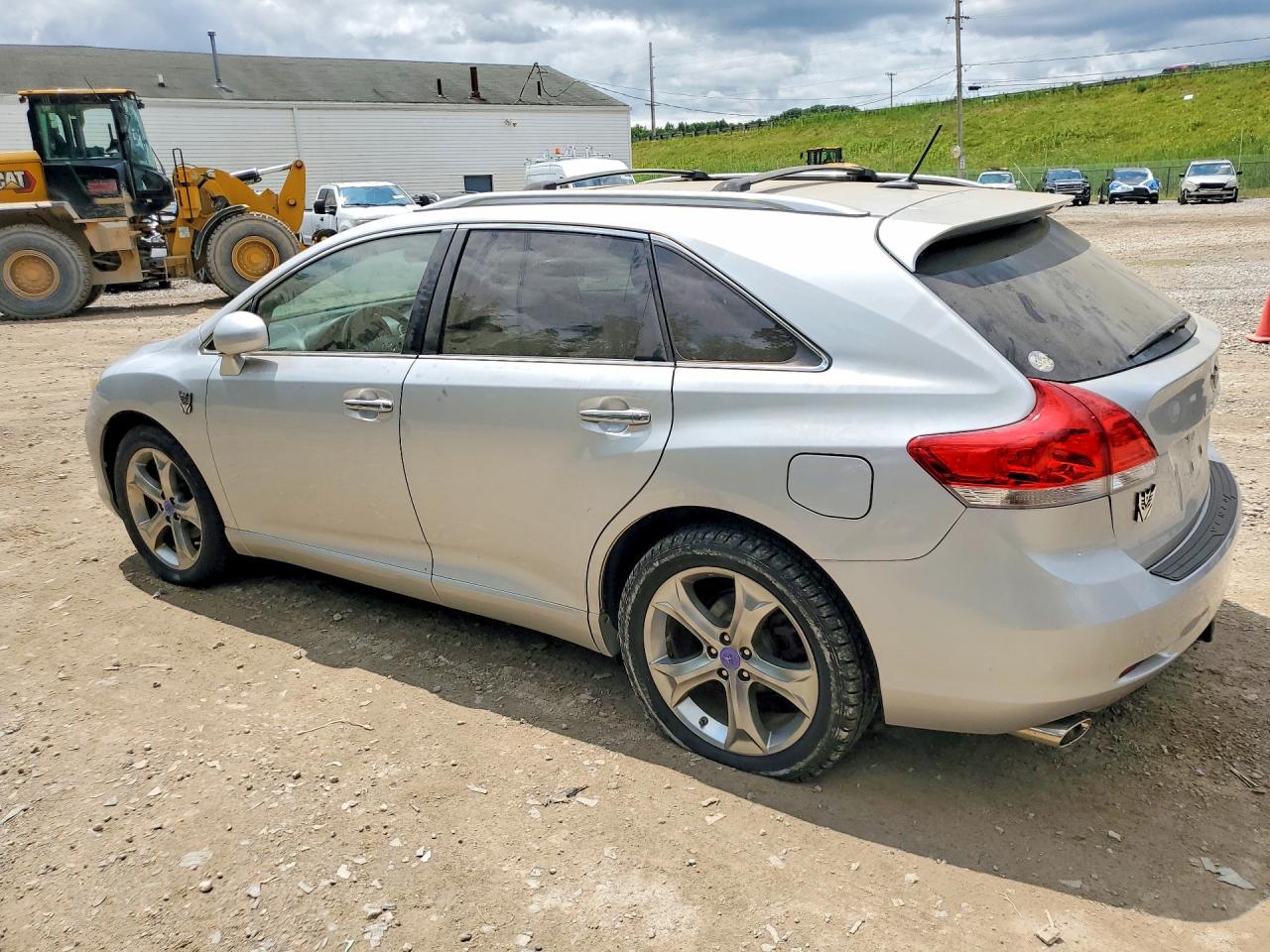 2010 TOYOTA VENZA