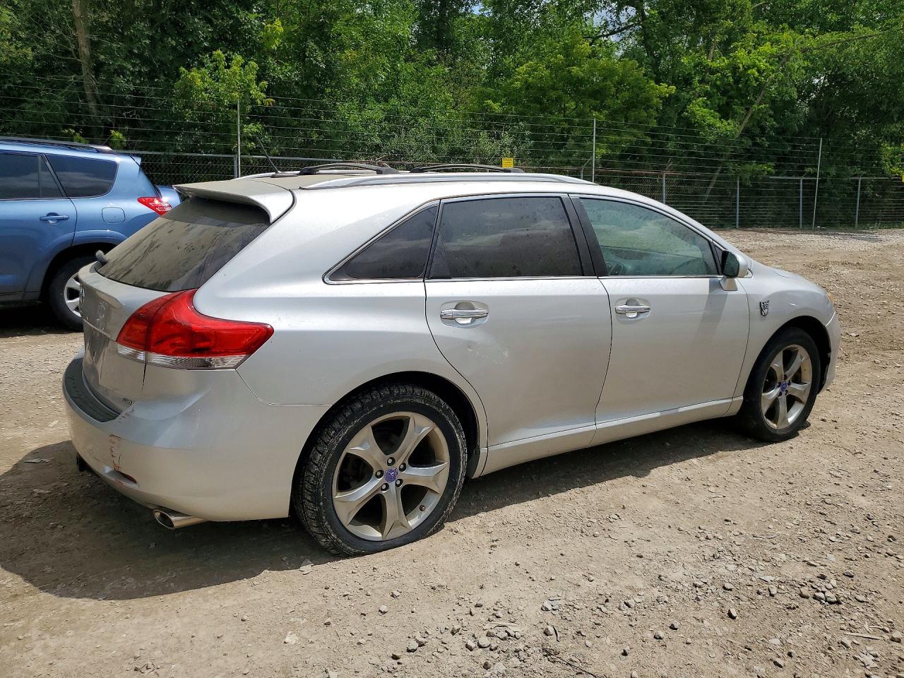 2010 TOYOTA VENZA