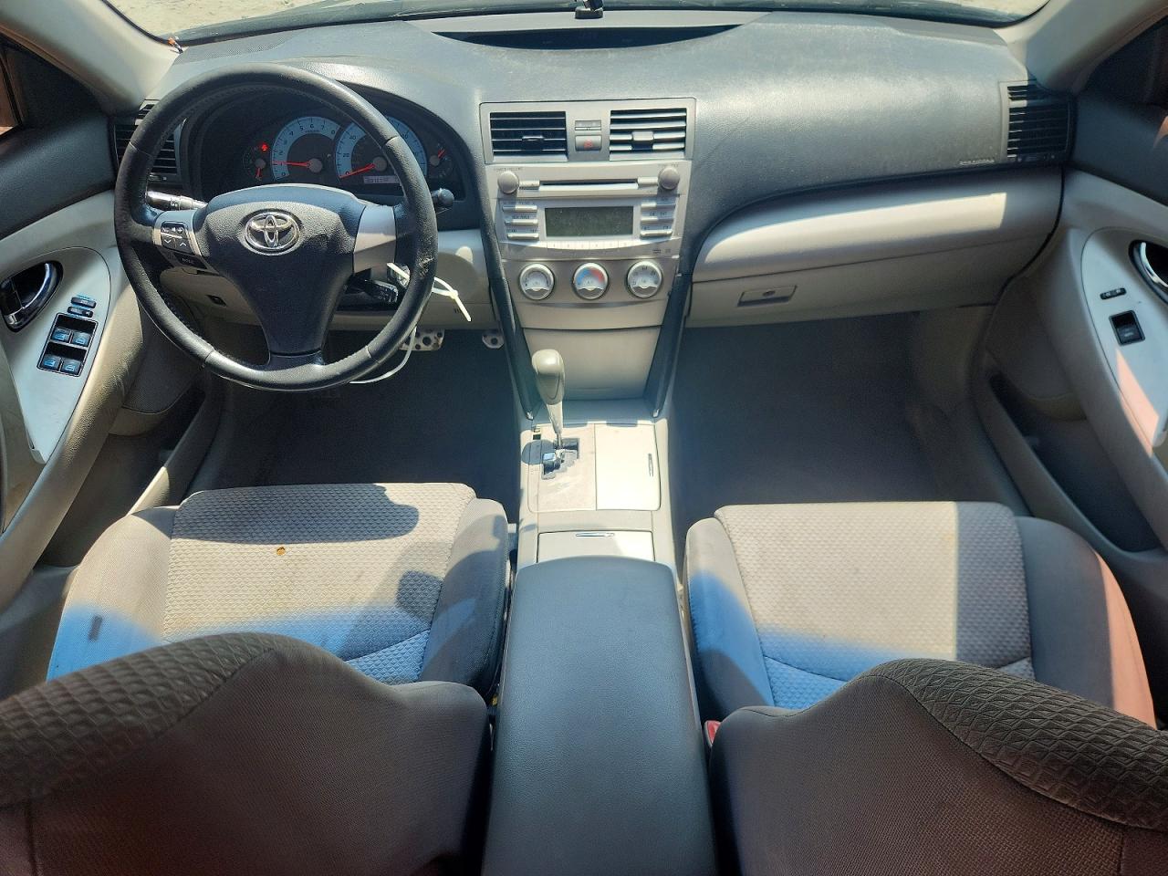 2011 TOYOTA CAMRY