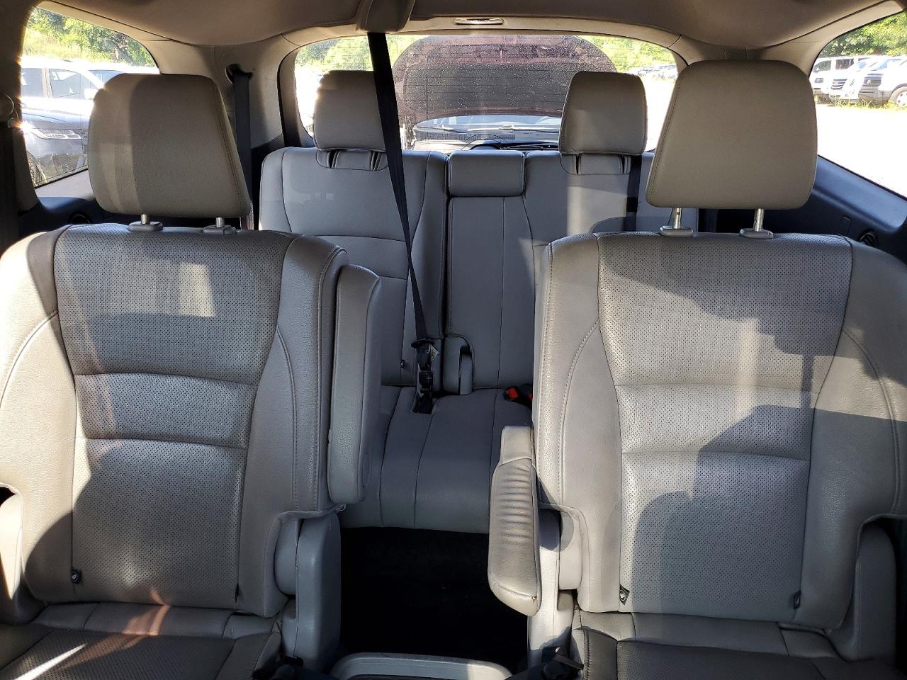 2016 HONDA PILOT