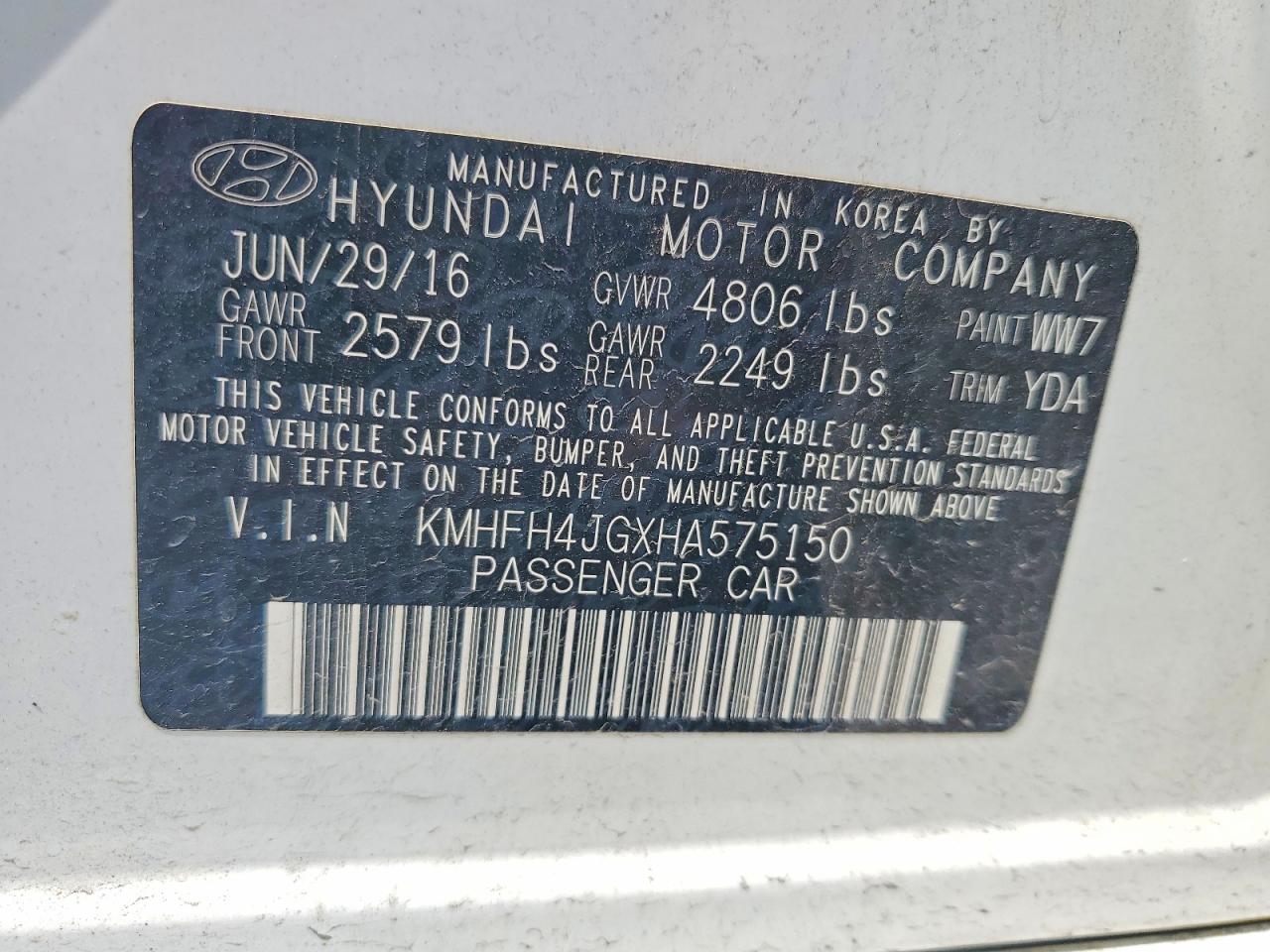 2017 HYUNDAI AZERA