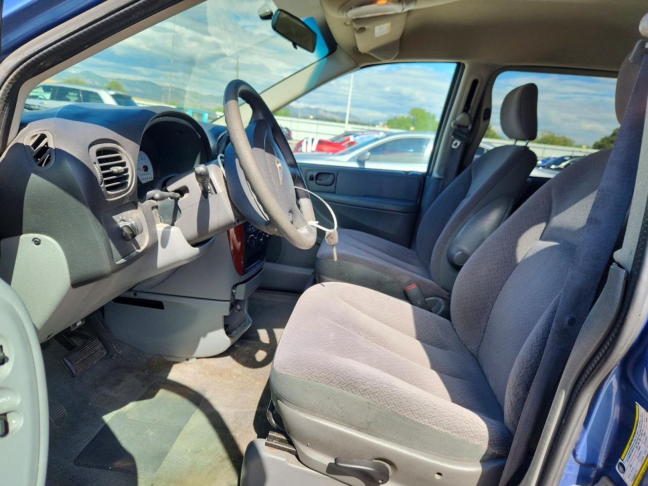 2007 CHRYSLER MINIVAN