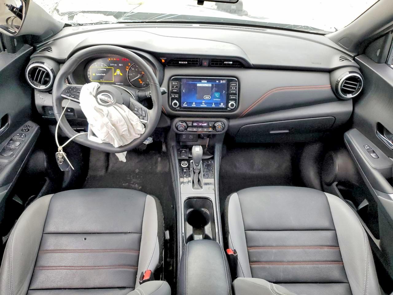 2023 NISSAN KICKS