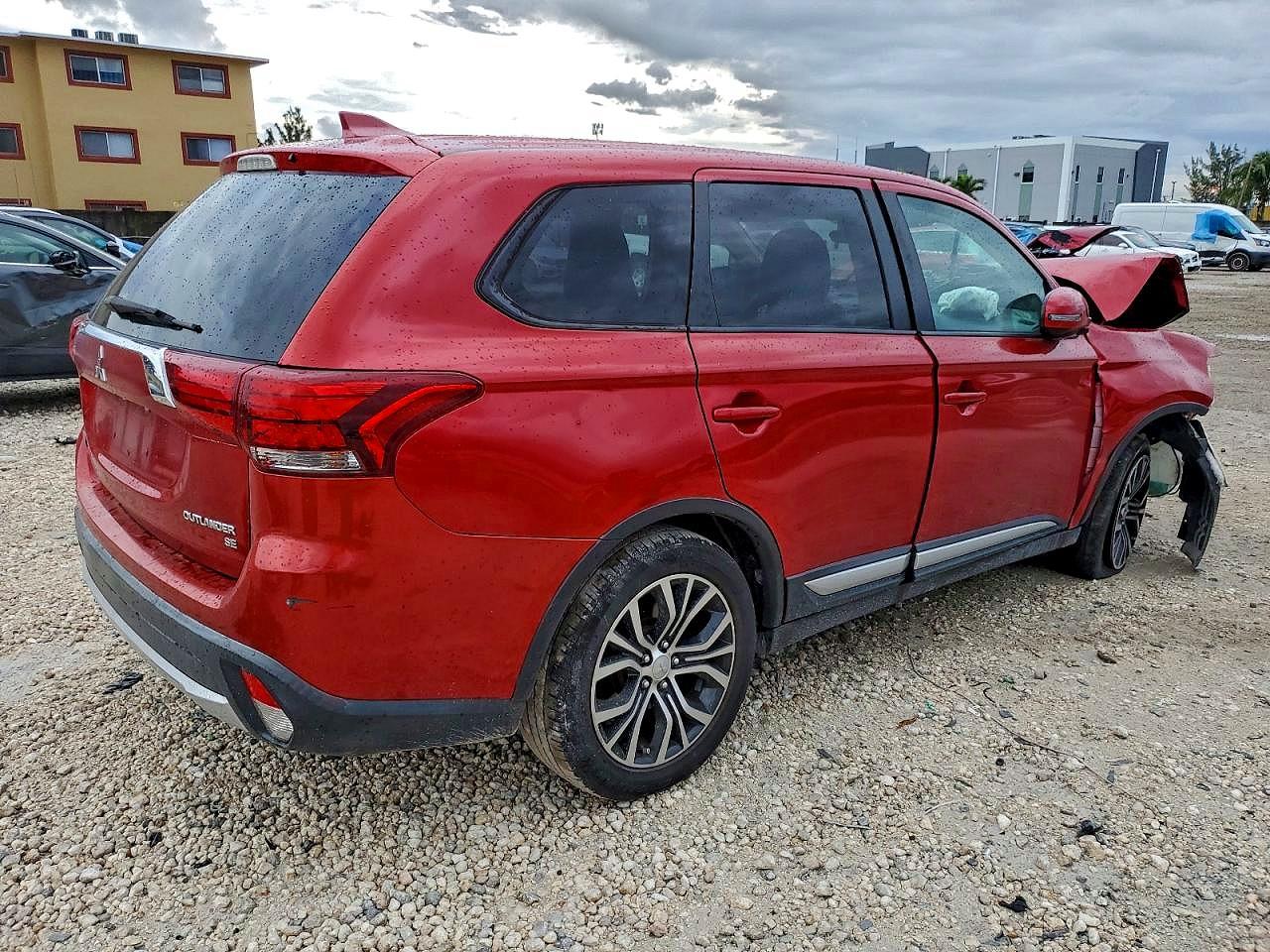 2017 MITSUBISHI OUTLANDER