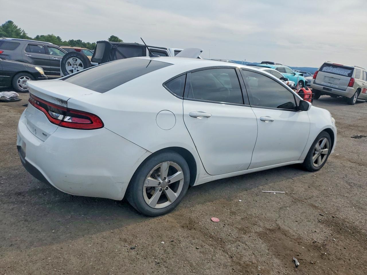 2016 DODGE DART
