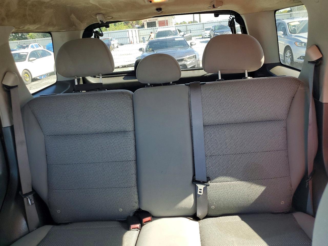 2005 FORD ESCAPE