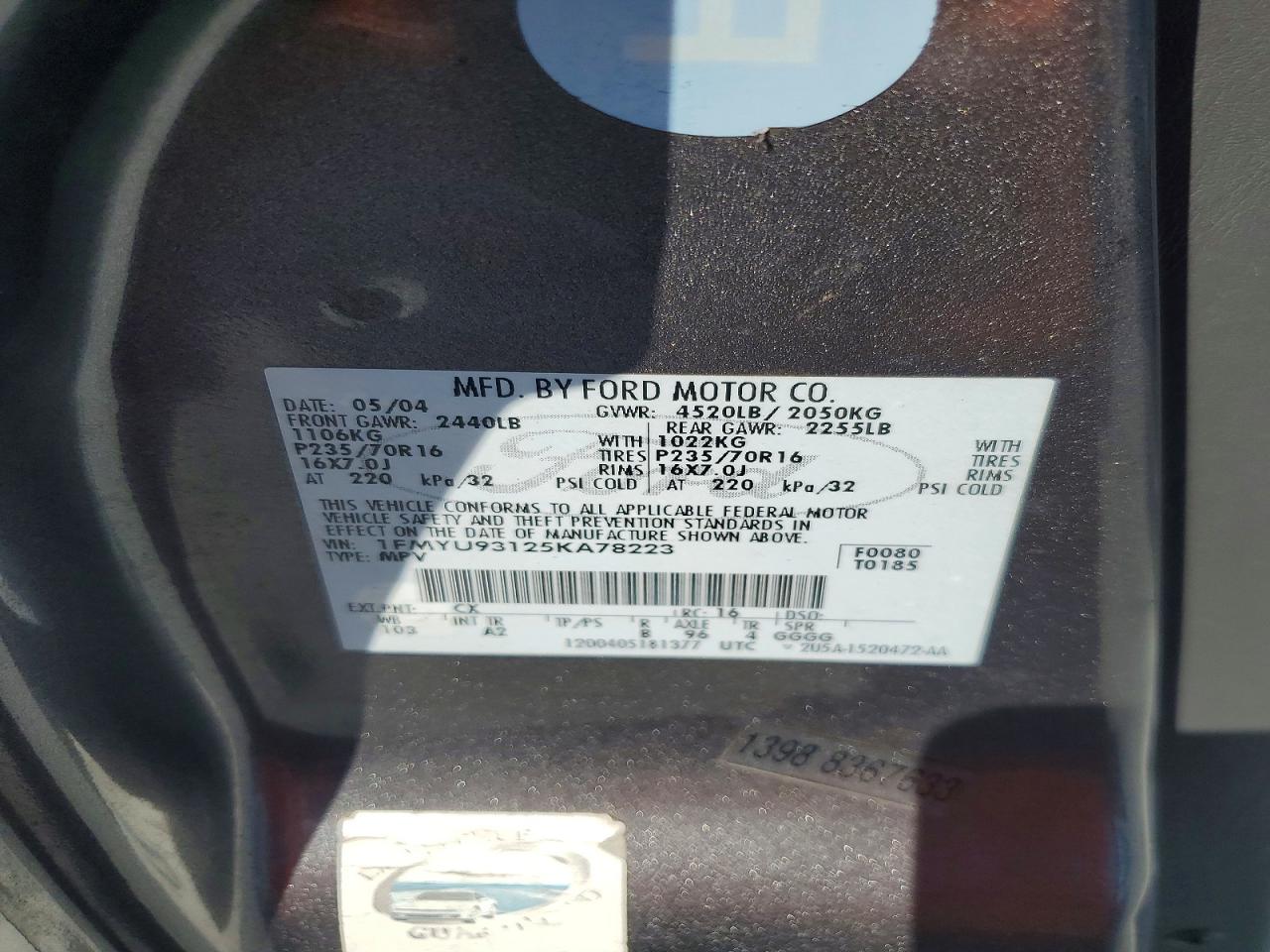 2005 FORD ESCAPE