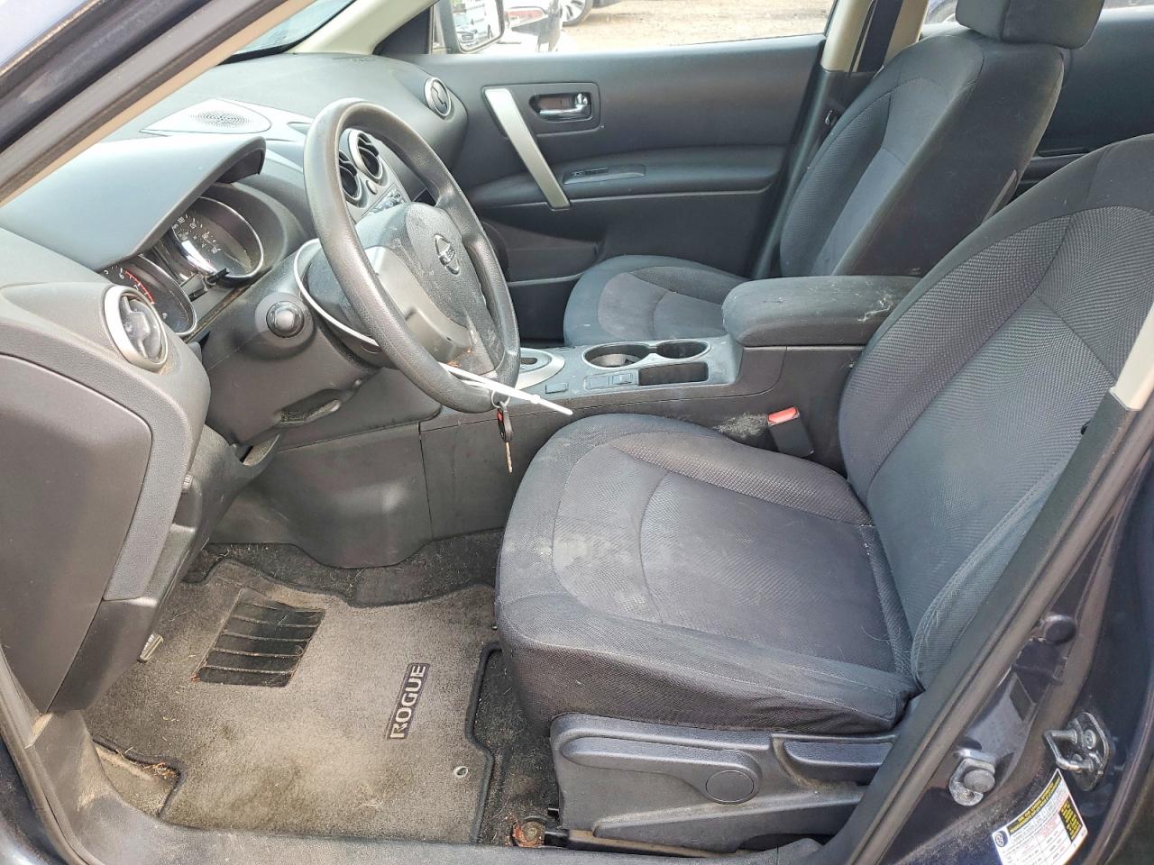 2014 NISSAN ROGUE
