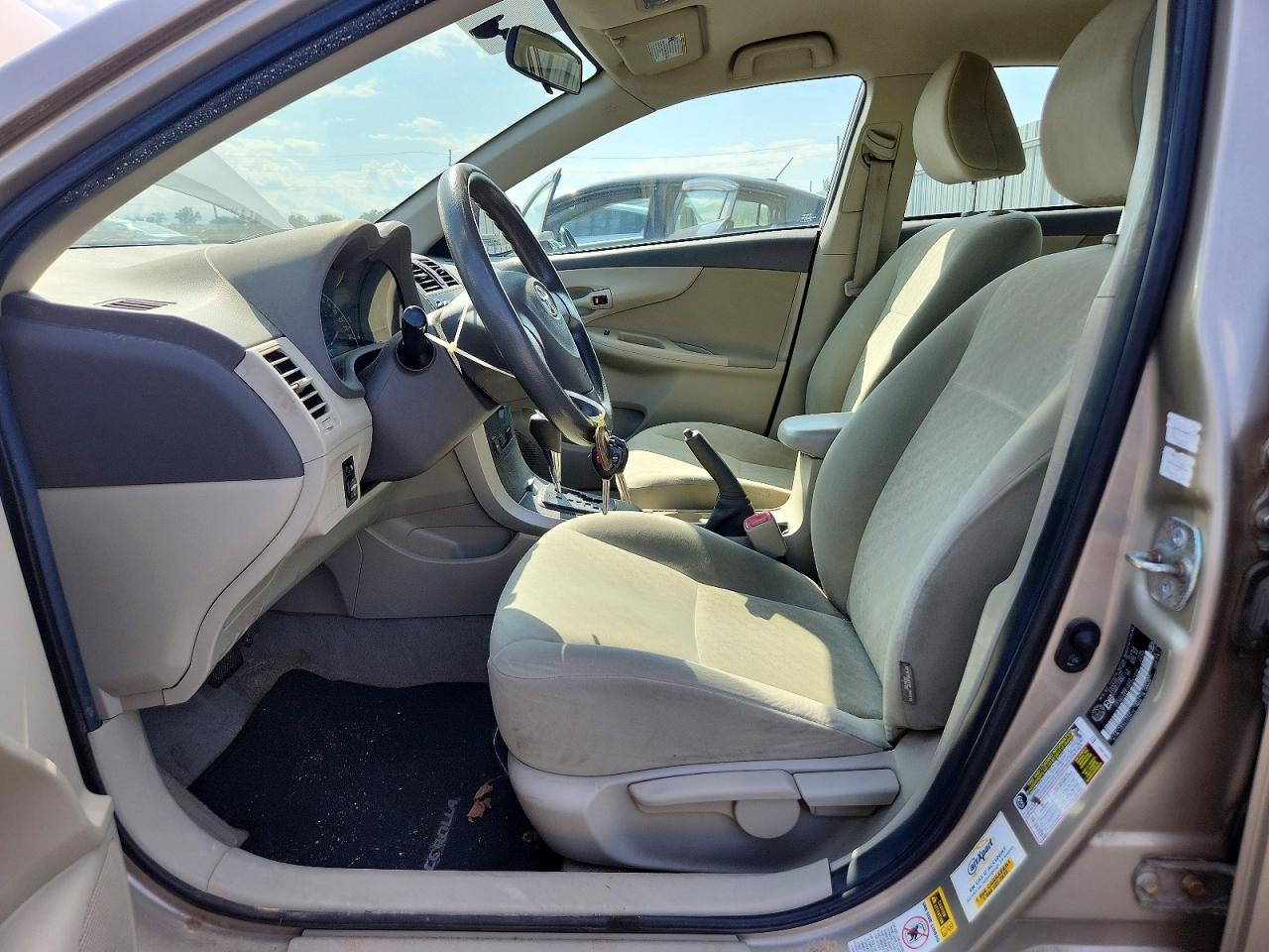 2010 TOYOTA COROLLA