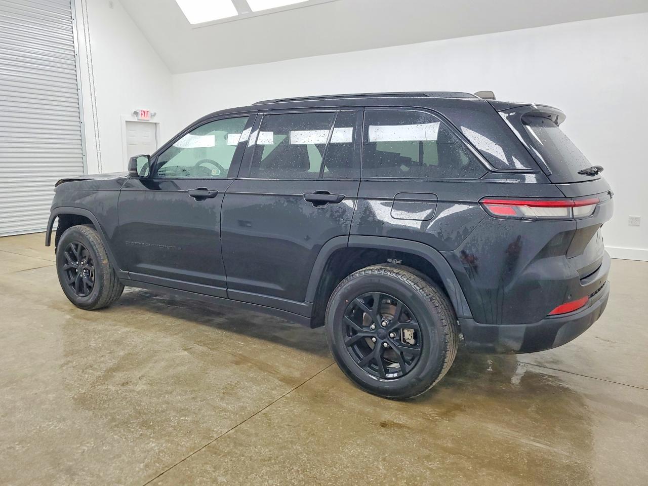 2024 JEEP CHEROKEE