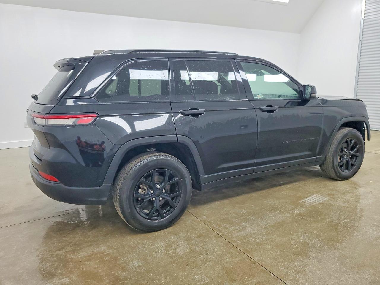 2024 JEEP CHEROKEE