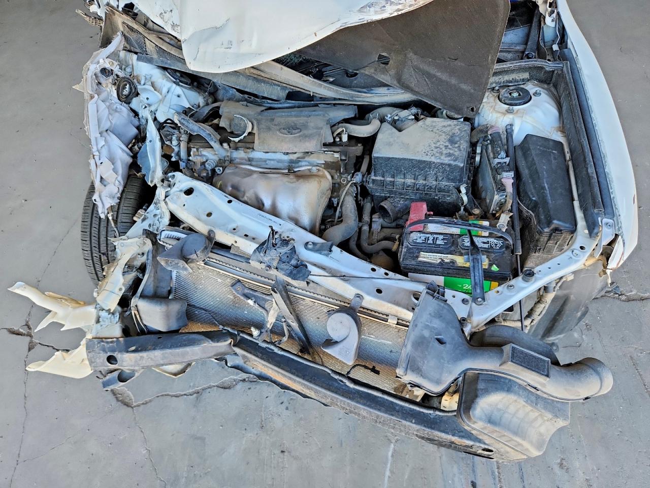 2014 TOYOTA CAMRY
