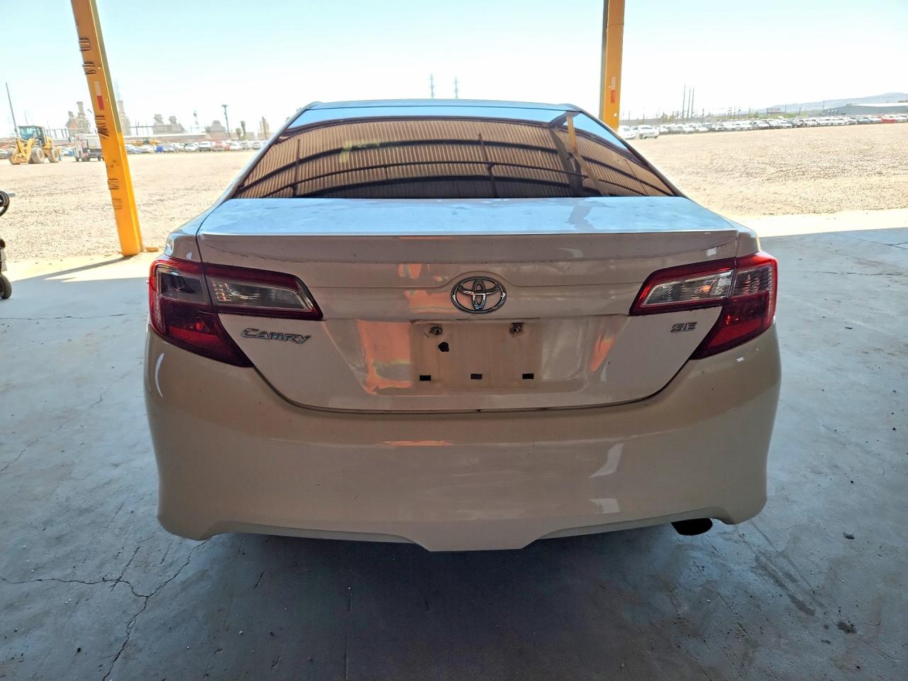 2014 TOYOTA CAMRY