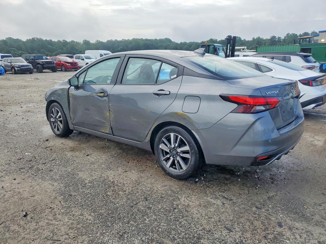 2025 NISSAN VERSA