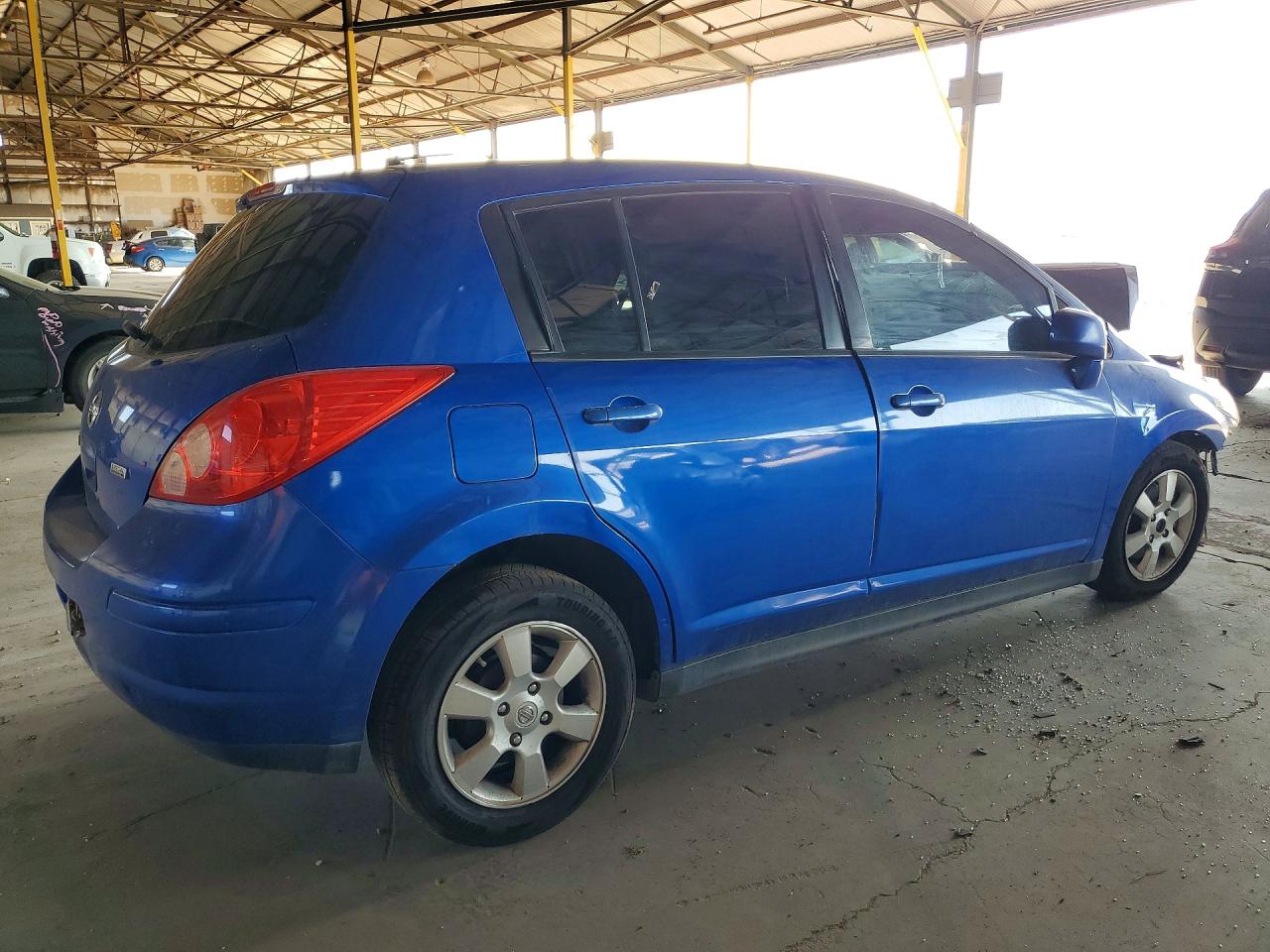 2012 NISSAN VERSA